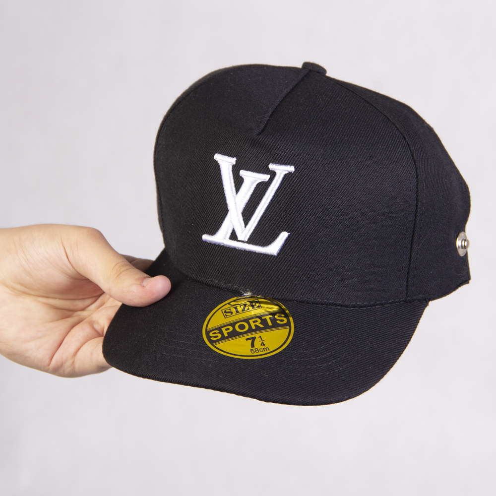 کلاه کپ مدل LV مشکی